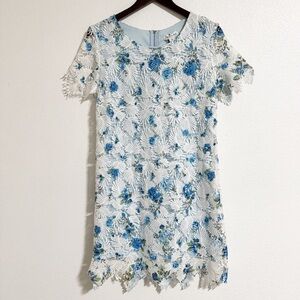 NEW Love Riche Floral Lace Shift Dress